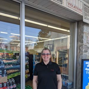 Meet your Posher, Amy